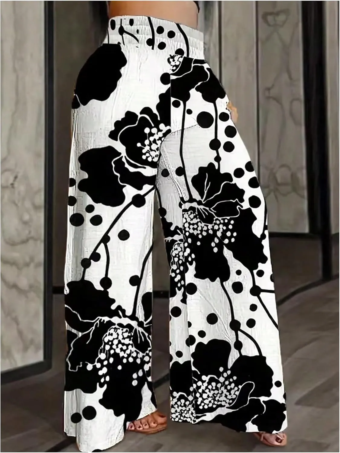 GORGLITTER Women's Plus Size Floral Print Oversized Pants Elastic Waist Wide Leg Trousers