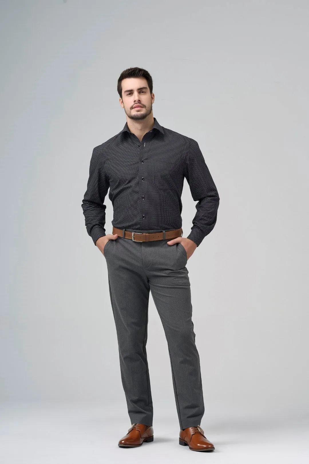 Mens Regular Fit Cotton Spandex Non-Iron Spread Collar